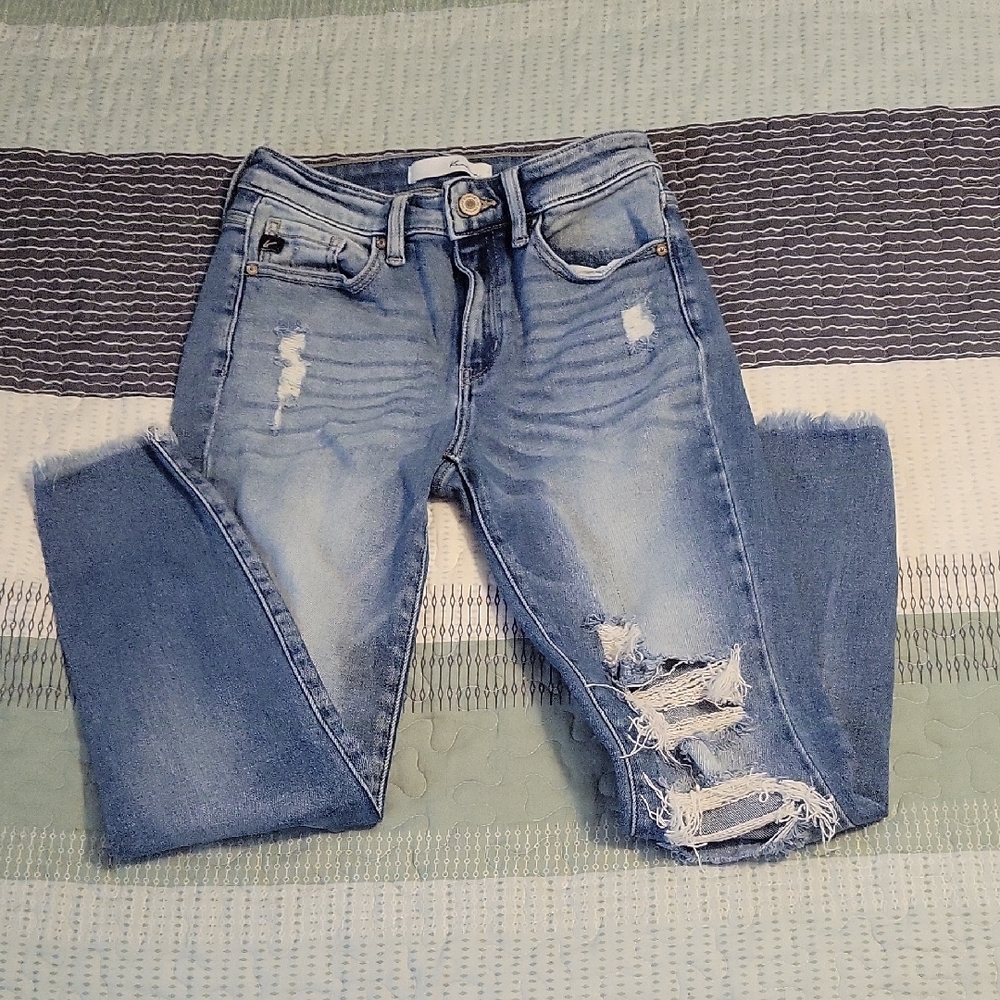 KanCan Light Blue Distressed Ankle Jeans